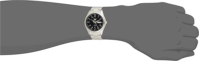 Seiko 5 arabic dial au poignet bracelet acier